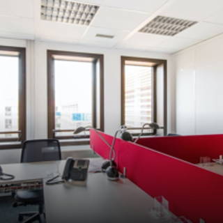 Bureau privé 25 m² 6 postes Location bureau Rue des 3 Fontanot Nanterre 92000 - photo 3
